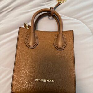 Like New! Michael Kors Leather Mini Tote bag